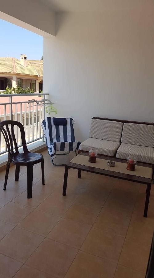 Andris Apartment Paralimni Dış mekan fotoğraf